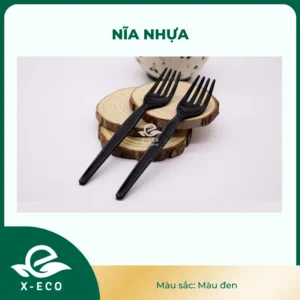 Nĩa nhựa
